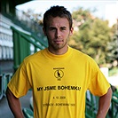 Jan Štohanzl v tričku, ve kterém půjdou fanoušci na zápas se Střížkovem.