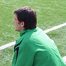 Trenér Petr Vanko v pozici "útočného klubíčka"