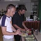 Kuchařské schopnosti sekretářek si pochvalovali i Rosický se Slezákem